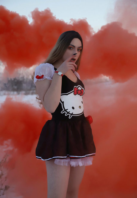 hazzardousmaterial actrice hd photo