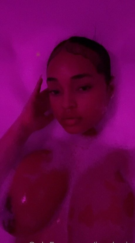 iamlexia modèles nus galeries