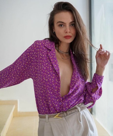 Agam Marmour belle actrice photos