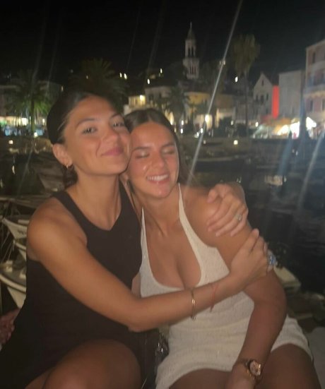 Constanza Cerundolo modelo hermosa archivo