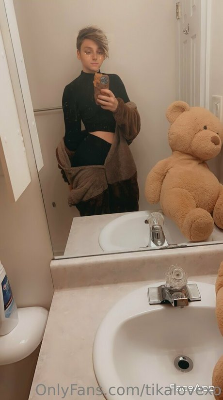 tikalovexo hermosa actriz galería