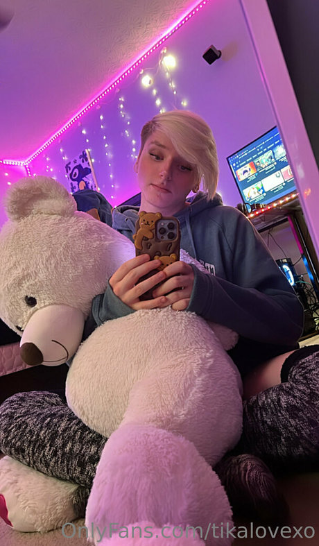 tikalovexo modelo desnuda imágenes