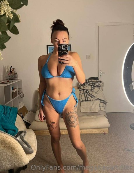 meganavamiller haut modèle img