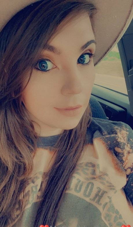 mschubbybunny actrice de grande qualité image