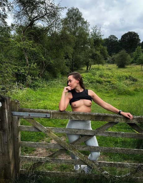 alice uncensored exclusive actress archive