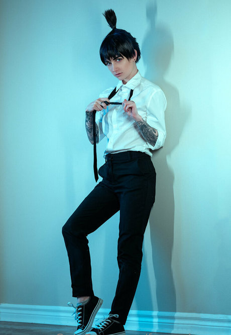 freepoisonne modelo de arte galería