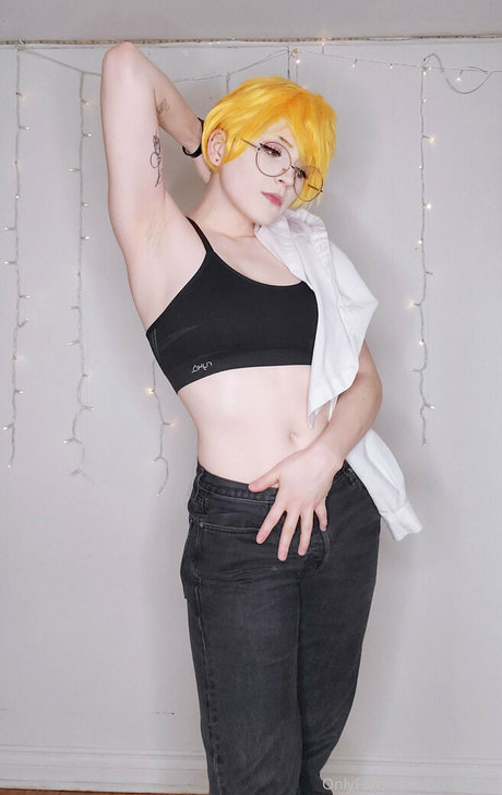 breadbren art actress archive