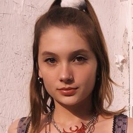 liittlekrissy estrella pornografica imagen