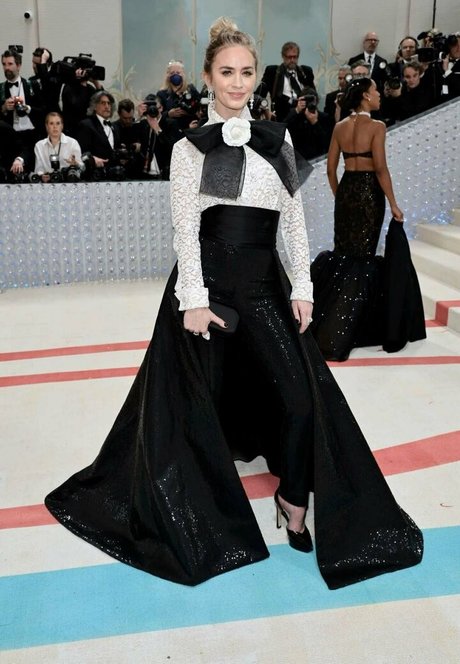 Emily Blunt actriz galerías