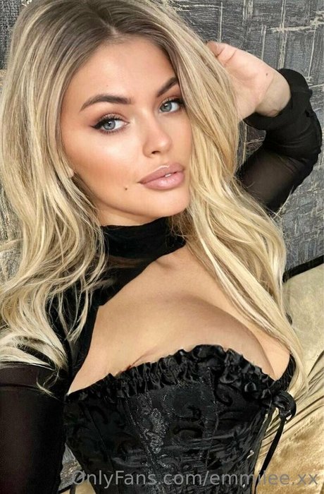 emmilee xx actriz de arte galería