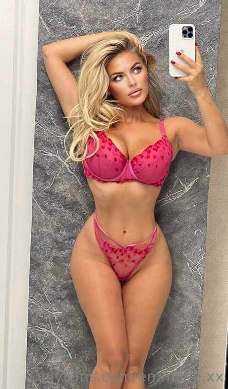 emmilee xx bonita estrella imágenes