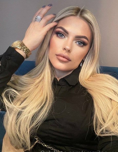 emmilee xx Miniatura