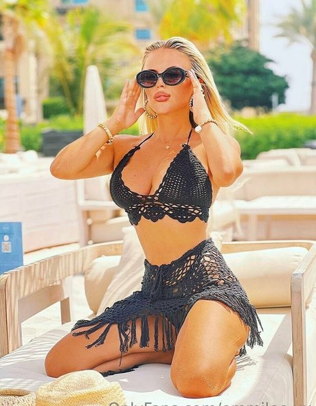 emmilee xx star du porno sympa img