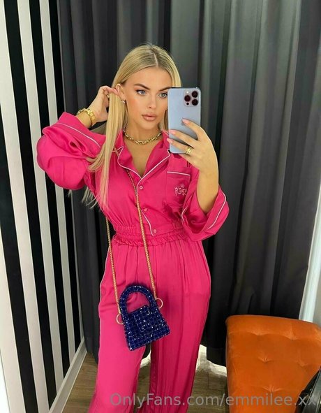 emmilee xx porn model gallery