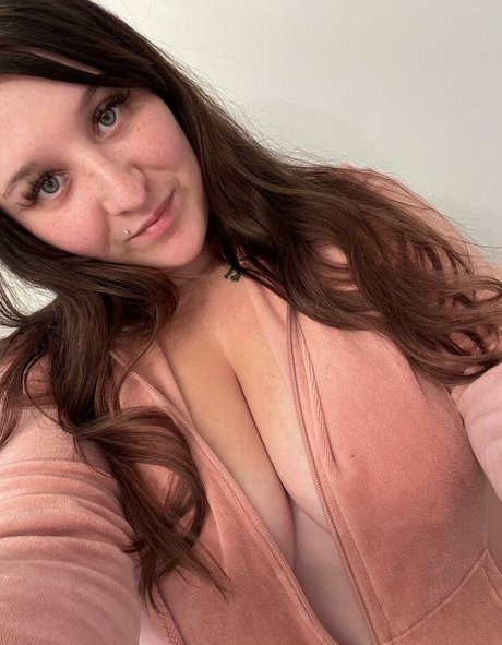 baabyygirl free estrella desnuda recopilación