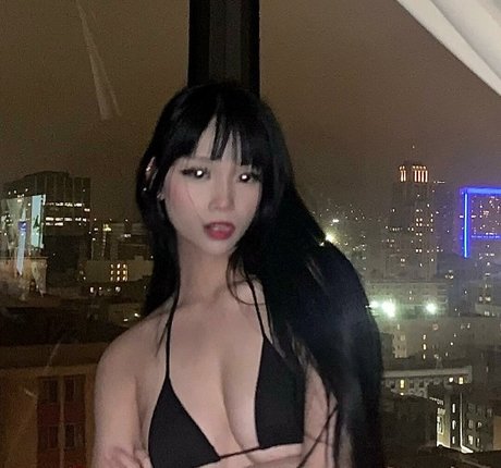 xji3lan modelo desnudos imágenes