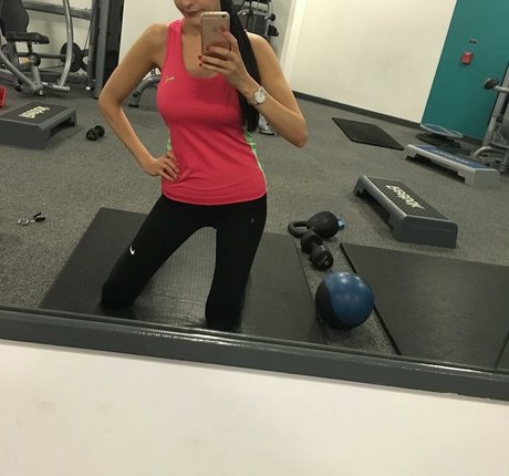 Kalina Balimezova star du porno galeries