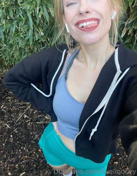 lilmisslindsey star du porno chaud photo