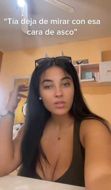 Anneris18 actriz de desnudos imagen