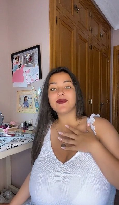 latina pussy onlyfans top image