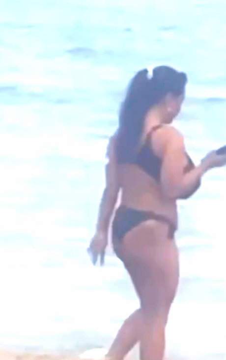 Anneris18 modelo libre foto