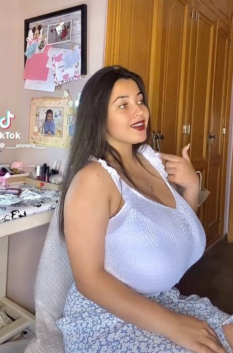 Anneris18 star du porno hd collection