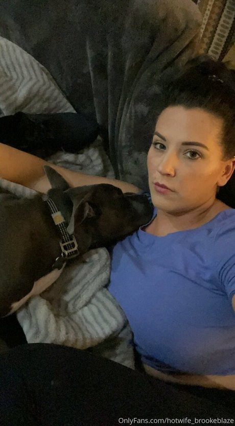 hotwife brookeblaze modelo libre foto