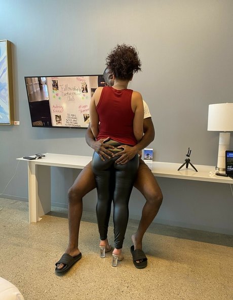 hotwife brookeblaze nus étoiles galerie