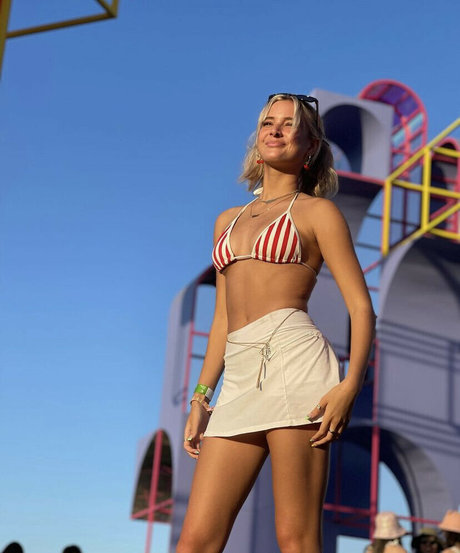 Mitsy Anderson perfect model photos