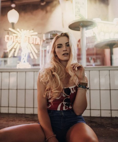 Alrun Steiner pornstar pretty pics