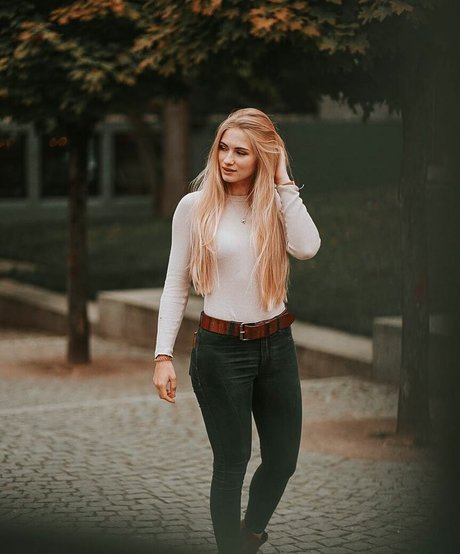 Alrun Steiner model porn pictures