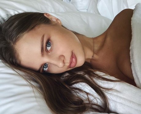 Victoria Tisshko arte modelo fotos