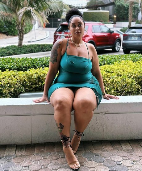 FitAndFancy_ bonita estrella porno imagen