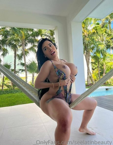 seelatinbeauty modèle adulte collection