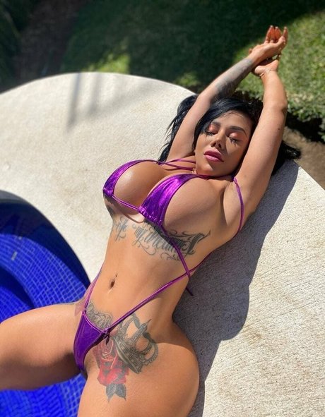 seelatinbeauty modèle pornographique photo