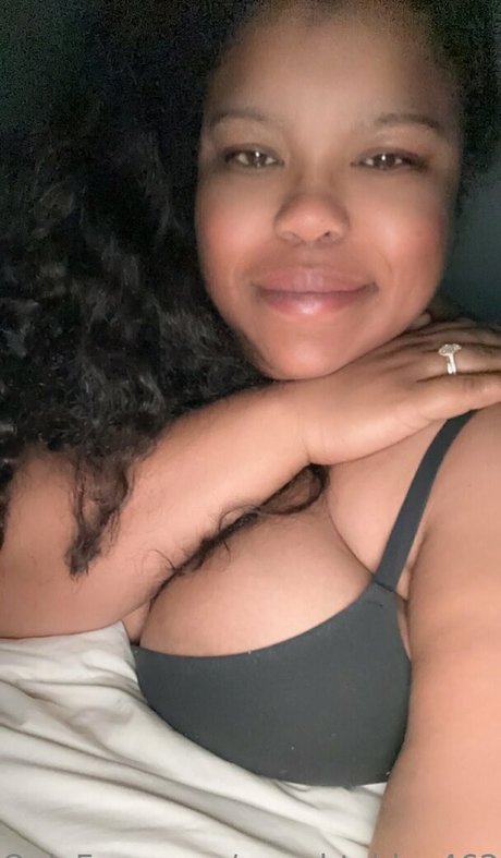 naughtybbw462606 étoile xxx archive