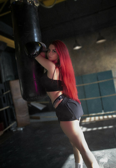 Angie Strelnikova modelo sexual fotos