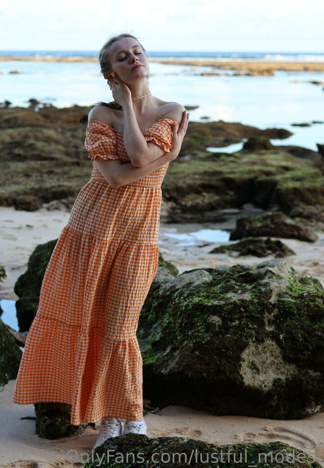 lustful modest hermosa modelo recopilación