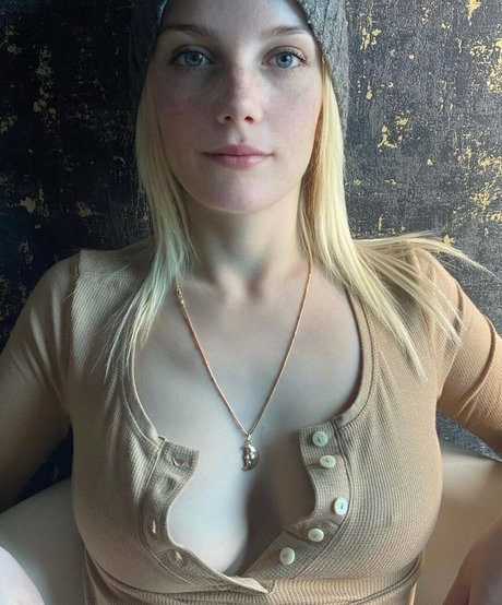 Jordanna Tanna actriz libre galería