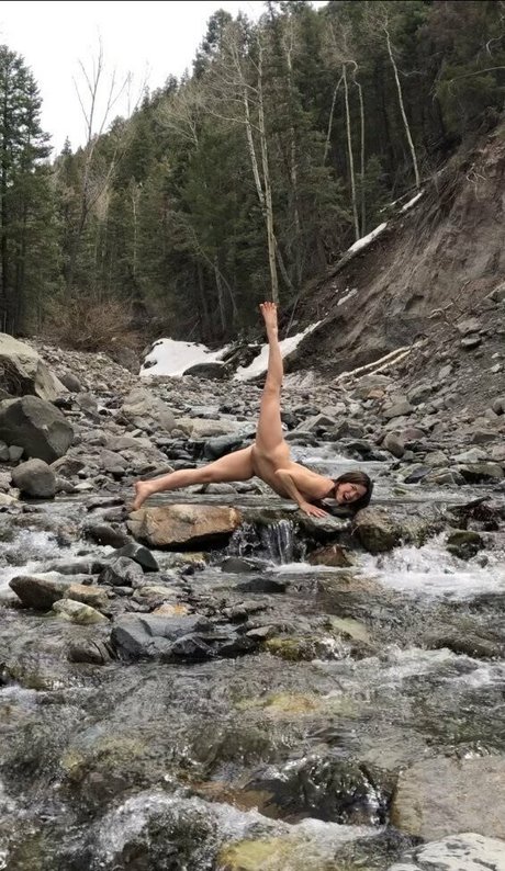 naomiwildman3 actriz caliente galerías