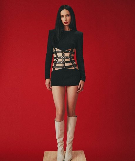 Krysten Ritter adult actress picture