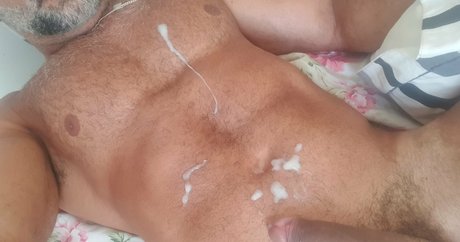 jorginhokarioka21 nus de stars du porno image