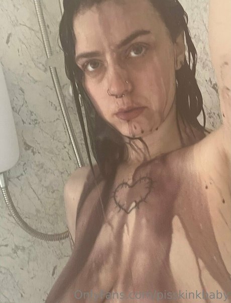 xalicee modelo caliente foto