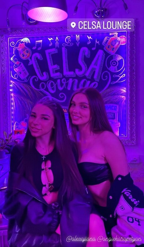 Alexuh1 modèle chaud galerie