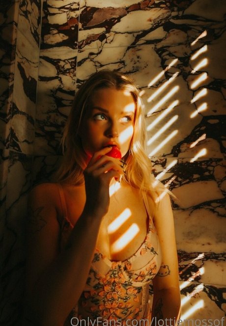 lottiemossof top star des photos