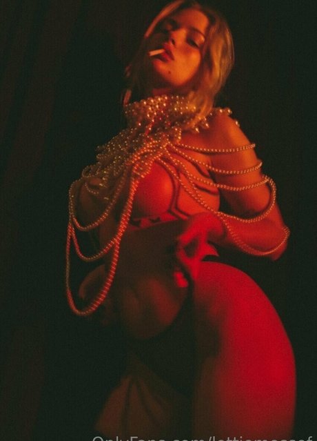 lottiemossof modelo exclusivo recopilación