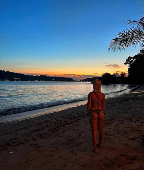 Larissa Van Meerten star du porno de haute qualité photo