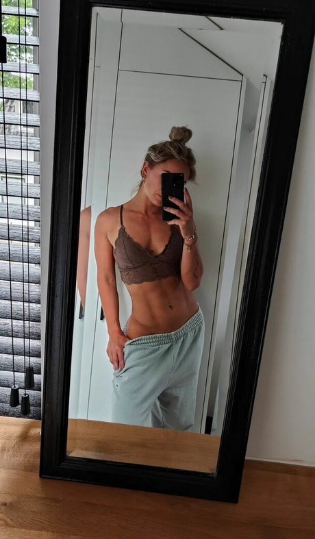 Larissa Van Meerten mejor modelo galería