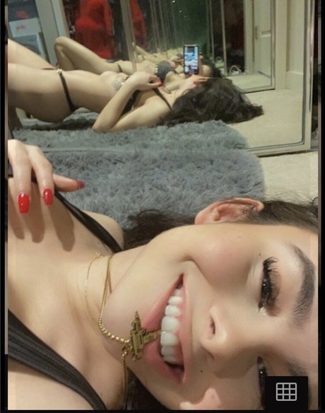 Sofiaspams modelo atractivo imágenes