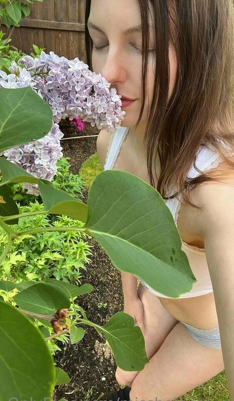 misshelenalue arte modelo imagen